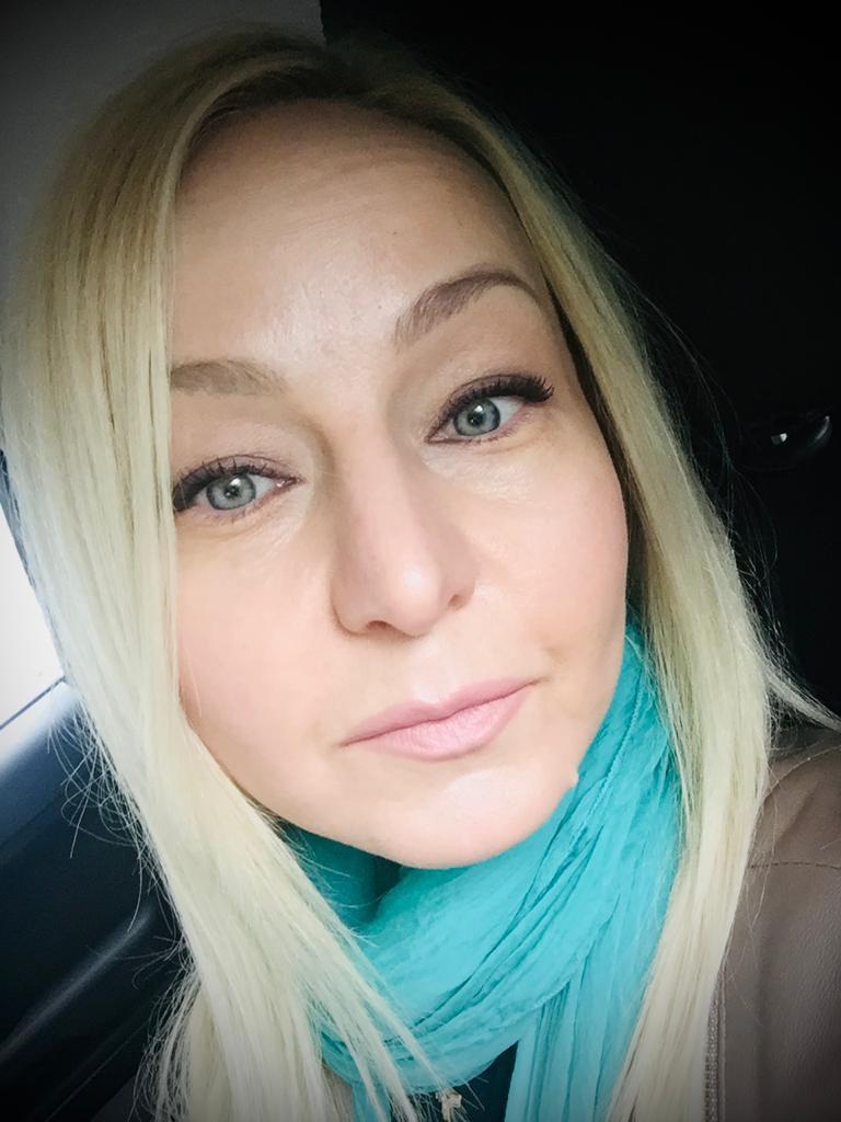 Искрина Юлия